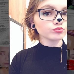 Meet your Posher, Alexus